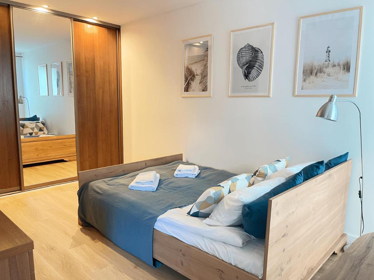 Ferienwohnung Plaza 10Min - Gdansk Brzezno Exterior foto